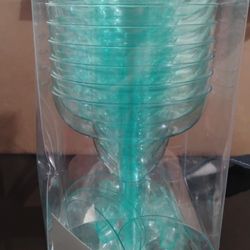 NEW 10 COUNT MARGARITA GLASSES. NUEVO 10 PIEZAS VASOS. 