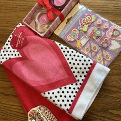 Valentine Bundle NIB