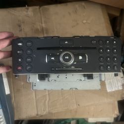 Radio Mercedes W204 C300 C63 AMG Navigation Command Head Unit DVD CD Audio OEM