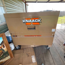 KNAACK Model 89 Job site Box