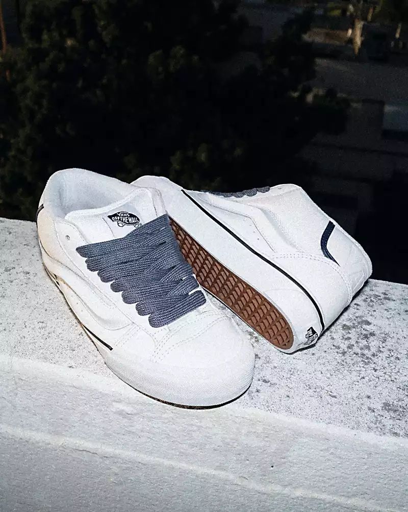 Size 10.5 - VANS KNU SKOOL MID Utility Lace White