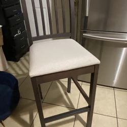 Brown Wooden Chair/ Silla De Madera Cafe (details In Photos/ Detalles En Fotos) (good Conditions/ Buenas Condiciones)