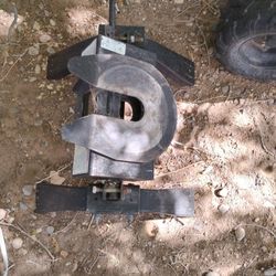 Fifth Wheel Hitch 