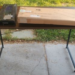 $100 NEWLY ASSEMBLED COMPUTER DESK WITH KEYBOARD TRAY AND KEYBOARD 