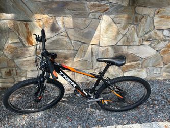 Trek 3500 boys 16”