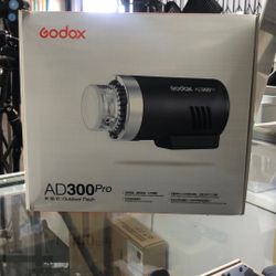 Godox AD300Pro Outdoor Flash