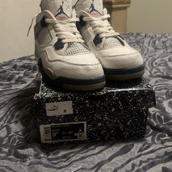 Jordan 4 Midnight Navy