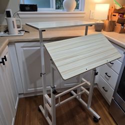 Rolling Computer Metal Frame desk.