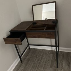 Vanity Desk 