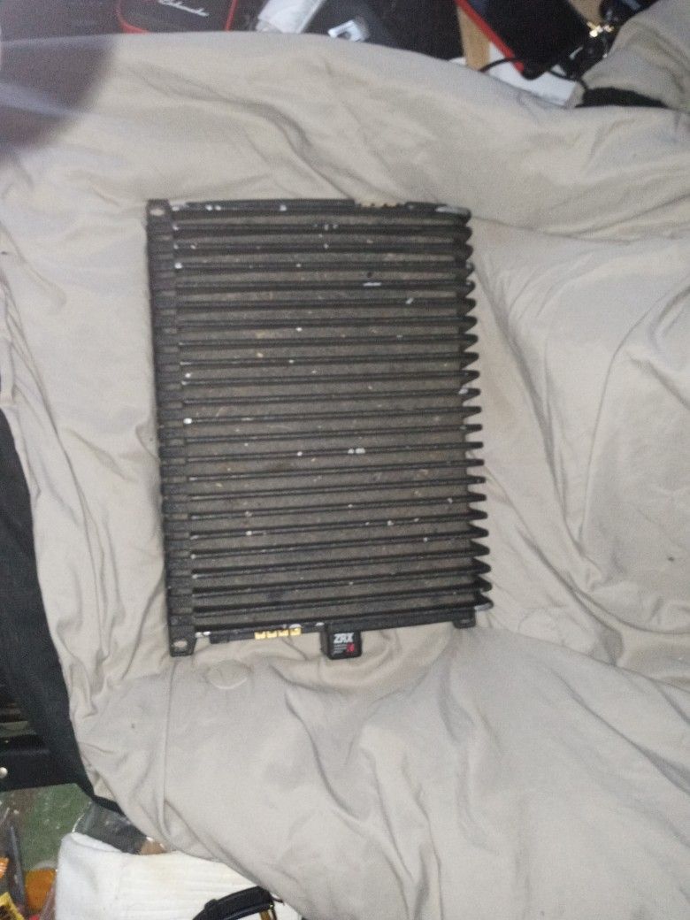 Old School Kicker Amp