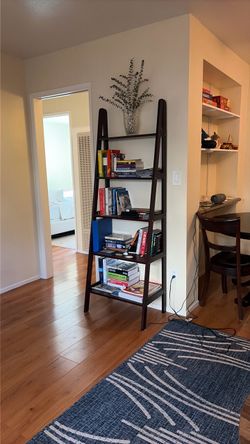 Bookshelf