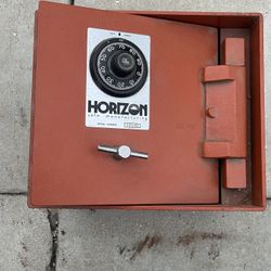 Floor Safe (Don’t Know Combo) $100