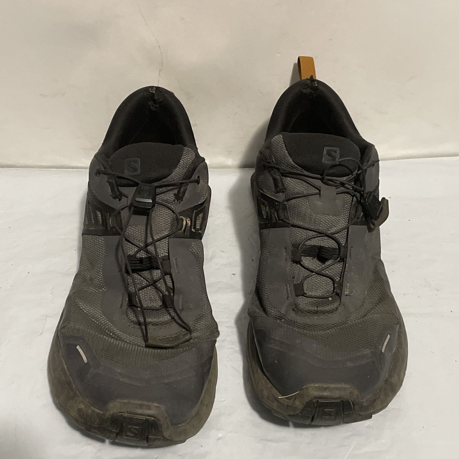 Salomon Low Mens Hiking Shoes Size 10.5 USA black sole holes