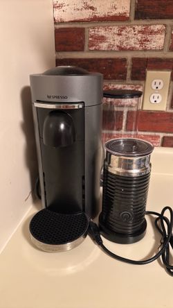 Nespresso machine with frother