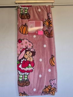 🍓 Strawberry Shortcake Fall Blanket 🍓