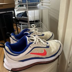 Men’s Nike Shoes 11 1/2