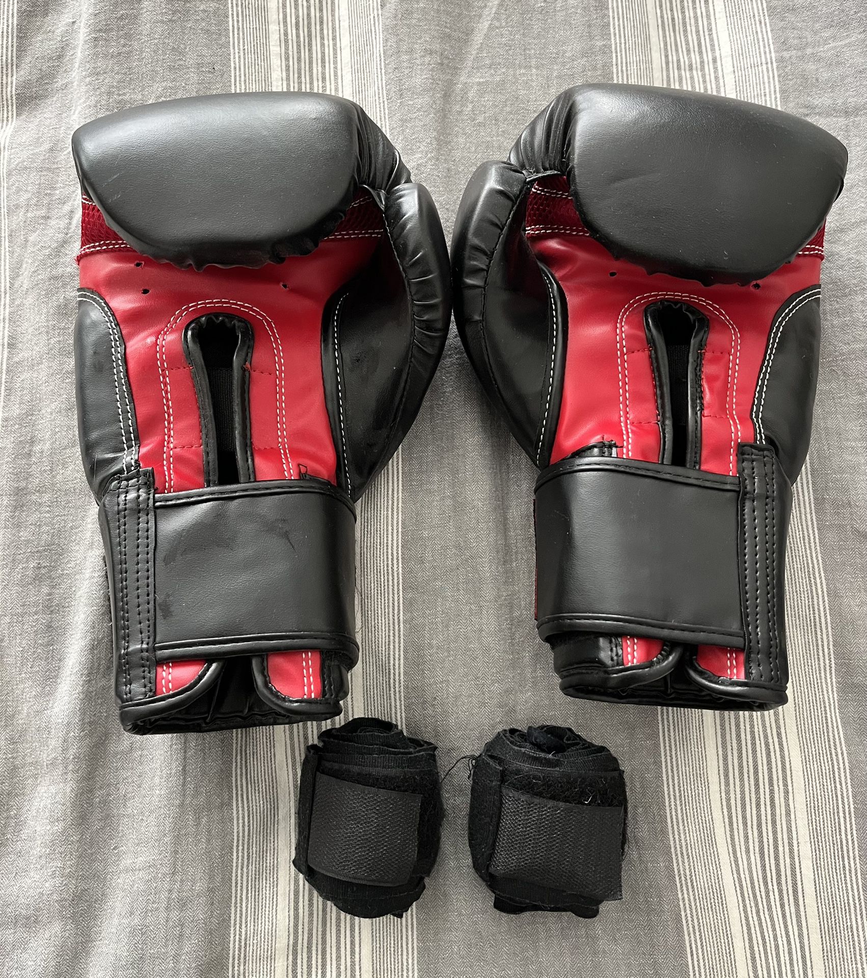 UFC Gym Boxing Gloves