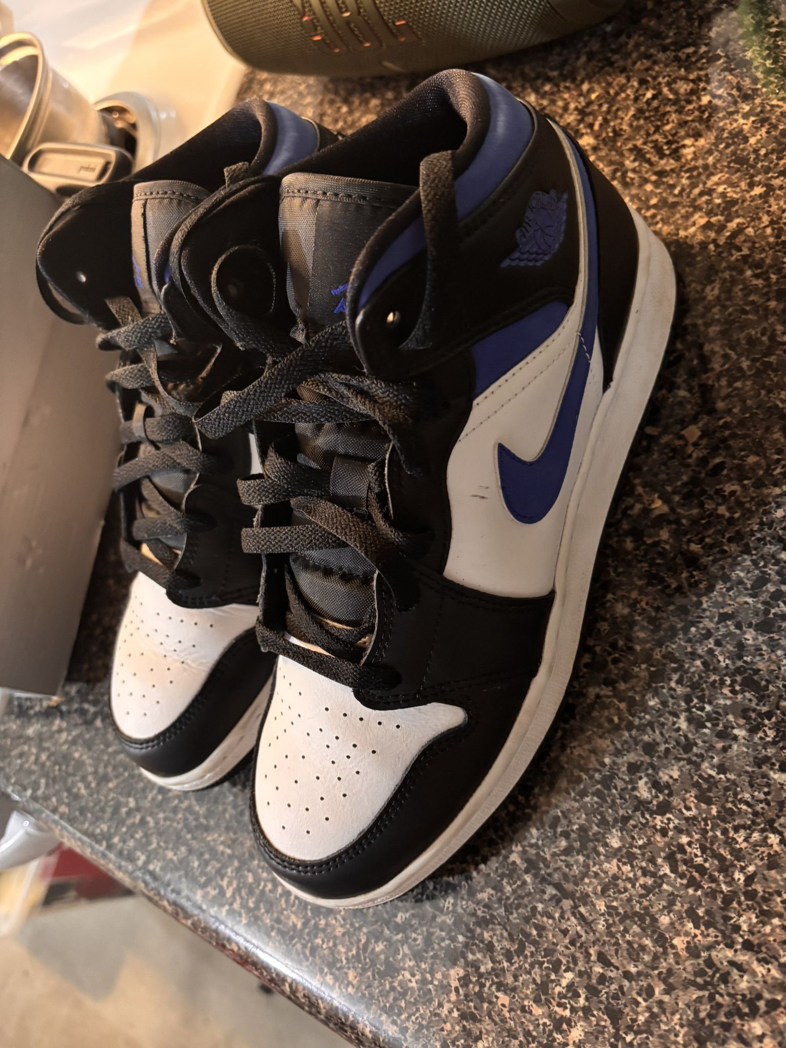 Air Jordan’s 1 Mid