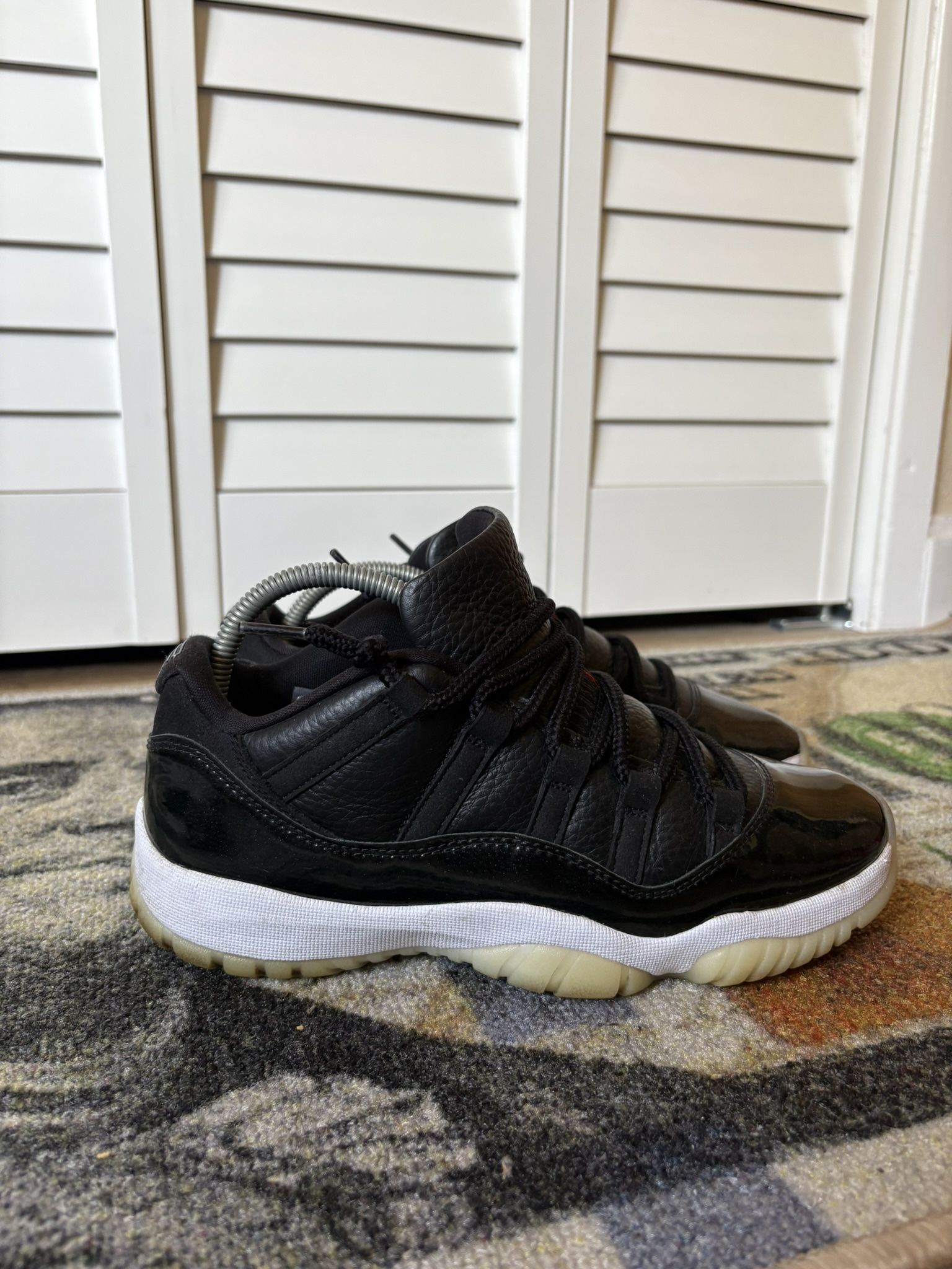 🔥 Jordan 11 Retro Low “72-10” – Men’s Size 8