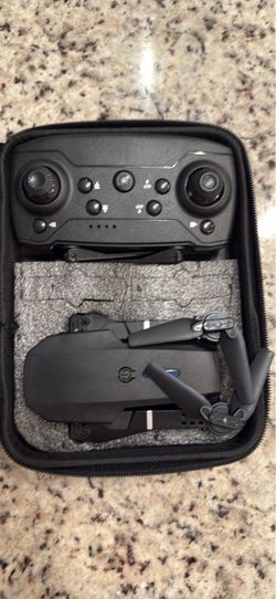 Foldable Drone with Remote and Carry Case