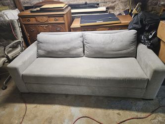 Perfect condition gray couch..