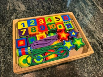 Melissa & Doug Lacing Beads