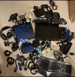 Electronics lot  OFFER A PRICE (PS3 , Oculus VR , Security cameras , TV boxes , DIRECTV , RC Robot , Headphones , Etc.)