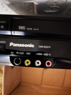 Panasonic VCR/ DVD DMR-EZ37V Combo