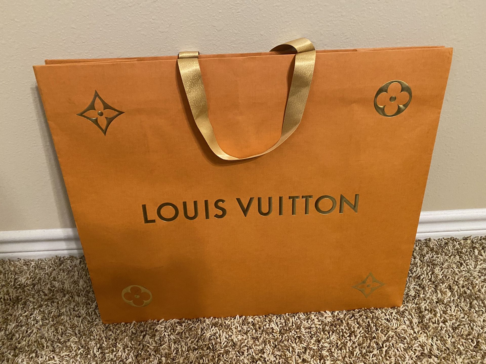 Louis Vuitton Bag and envelope