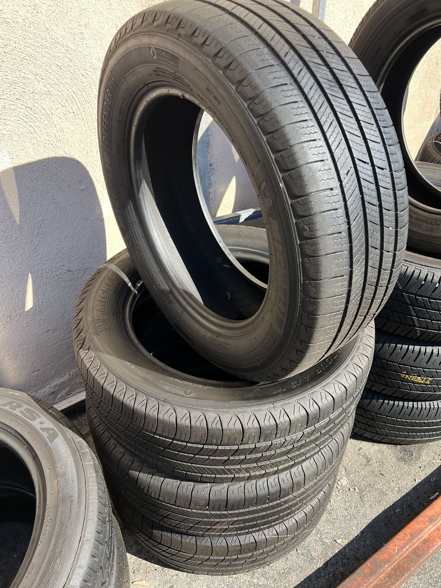 225/60/17 Michelin #4 Use Tires Mount & Balance // Set De 4 Llantas Michelin Instaladas Y Balanceadas