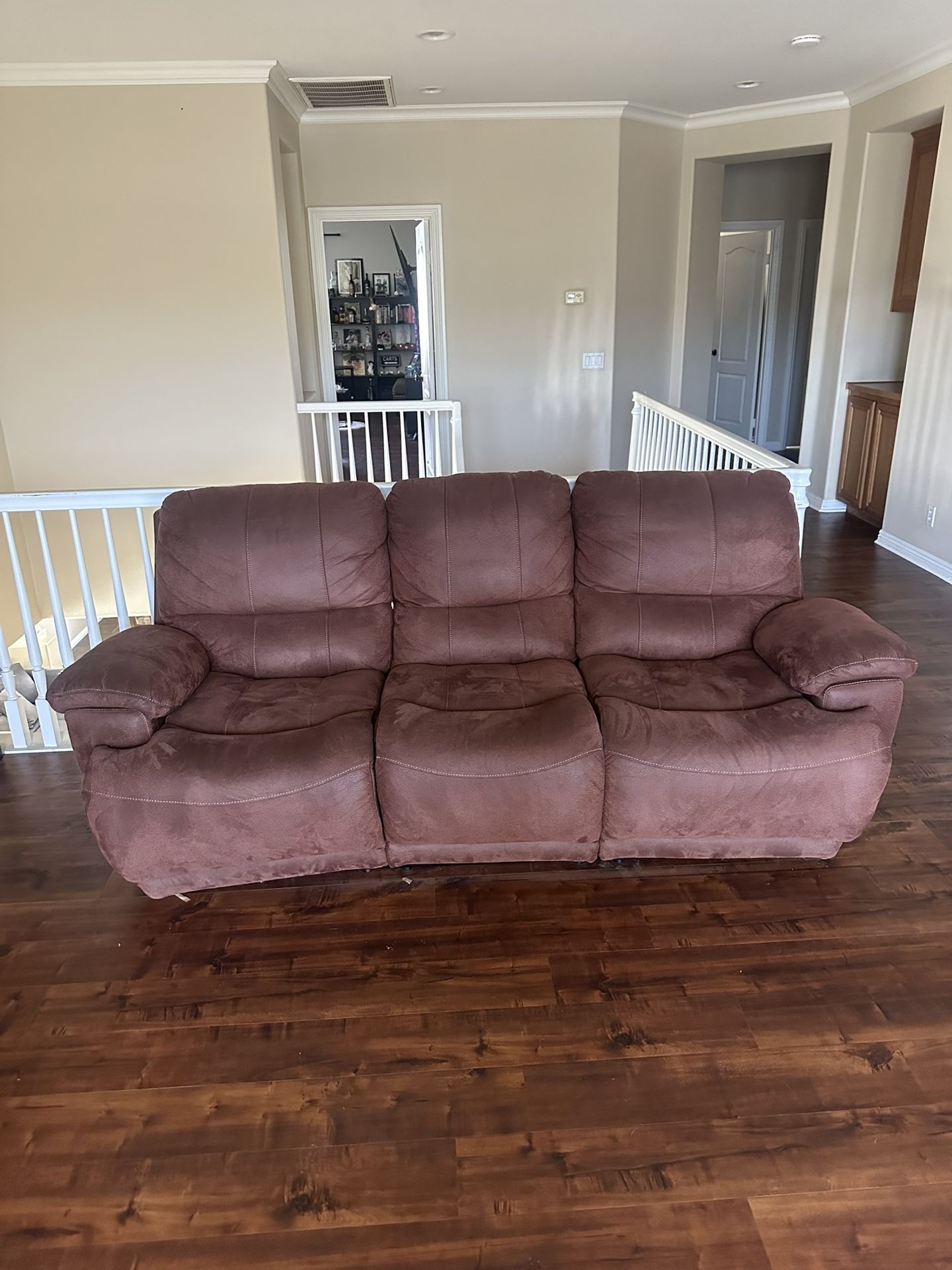 Reclining Sofa