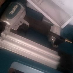 Makita Air Nailgun