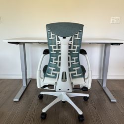 Brand New 2025  Elite Model Humanscale EFLOAT LITE®️ Electric Sit To Stand( Starting Price)