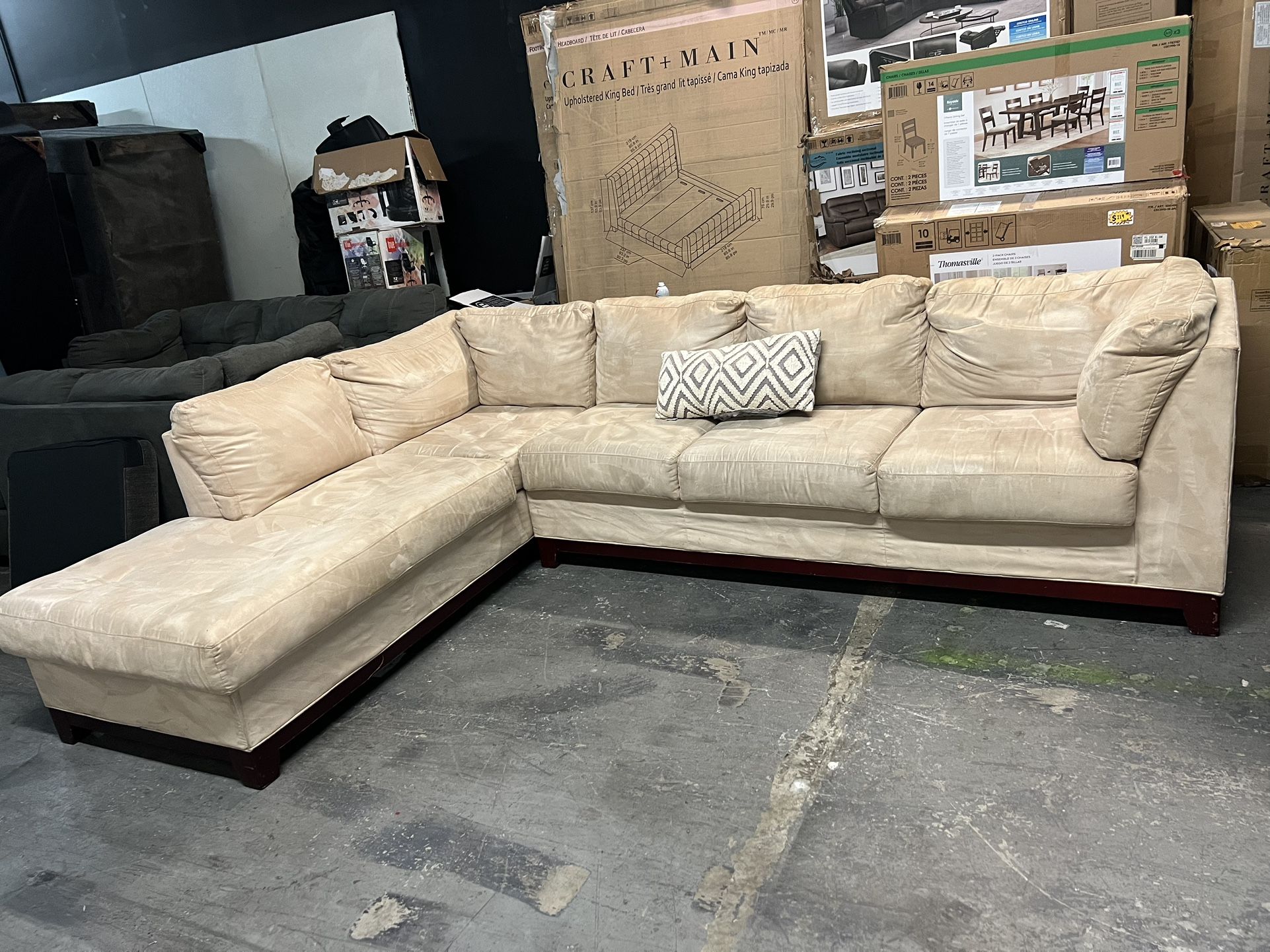 SECTIONAL COUCH SOFA
