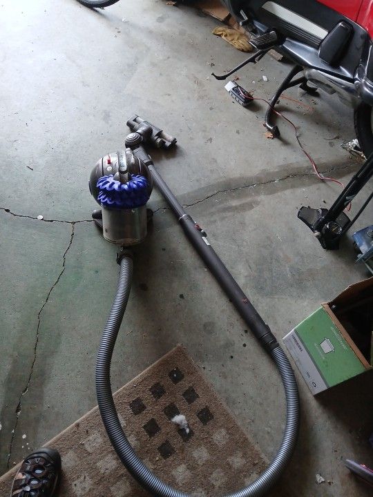 Dyson Vacuum