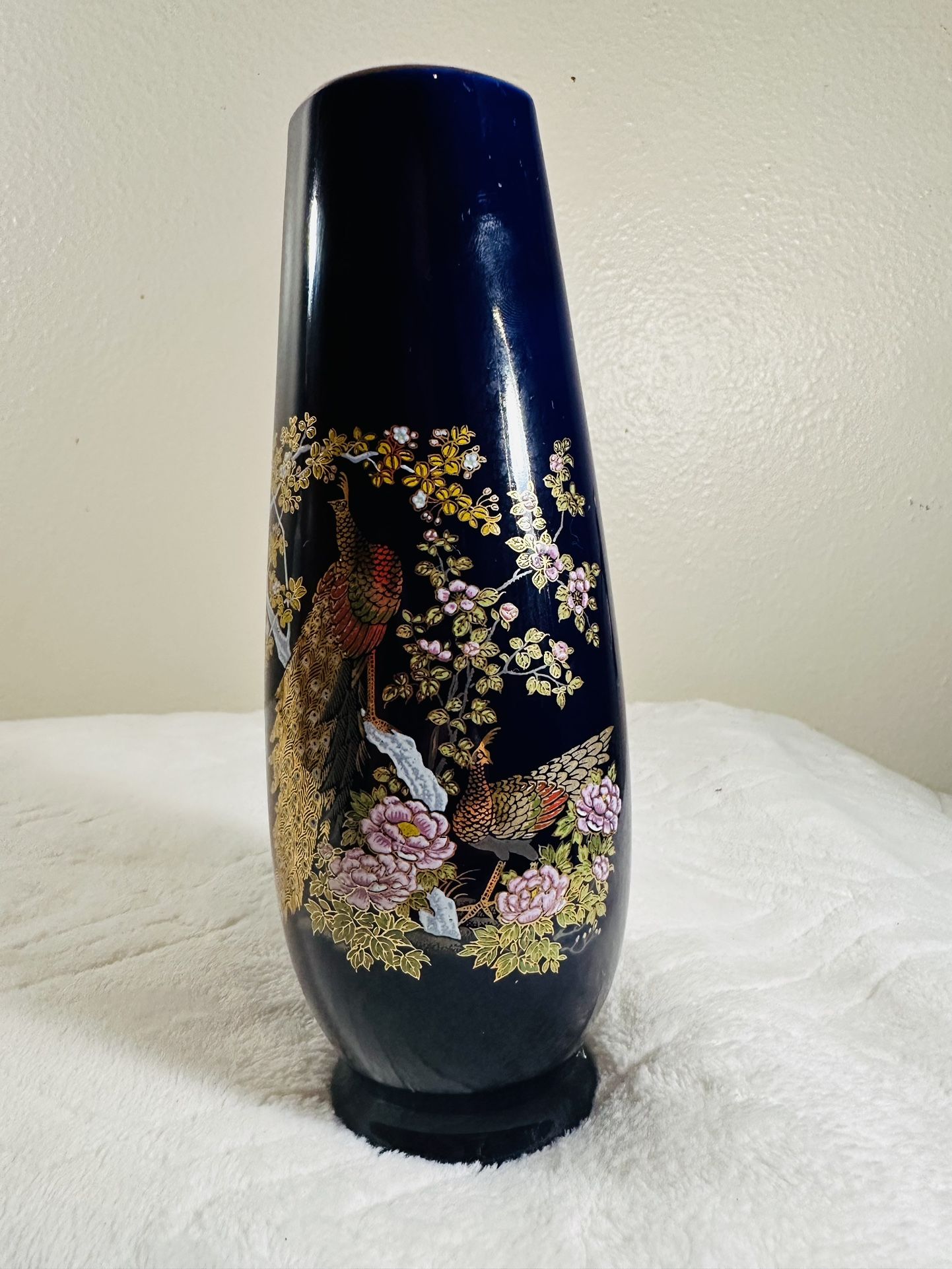 Vintage Cobalt Blue Gold Trim Porcelain Pheasants with Flowers Vase 8" T, Taiwan