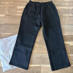 Saint Alexander Black Sweats