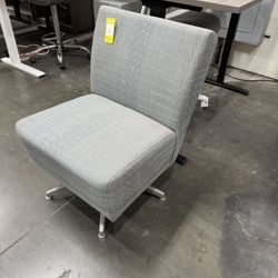Used National Swivel Chair