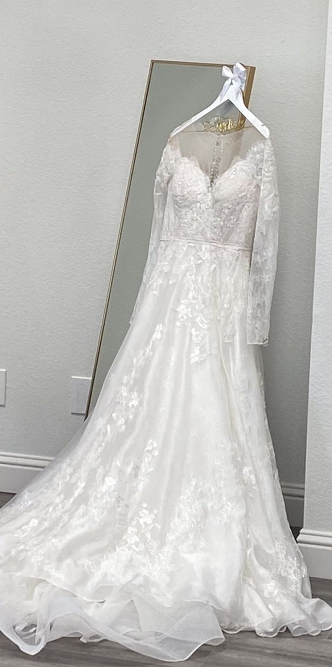 Beautiful A line Wedding Dress