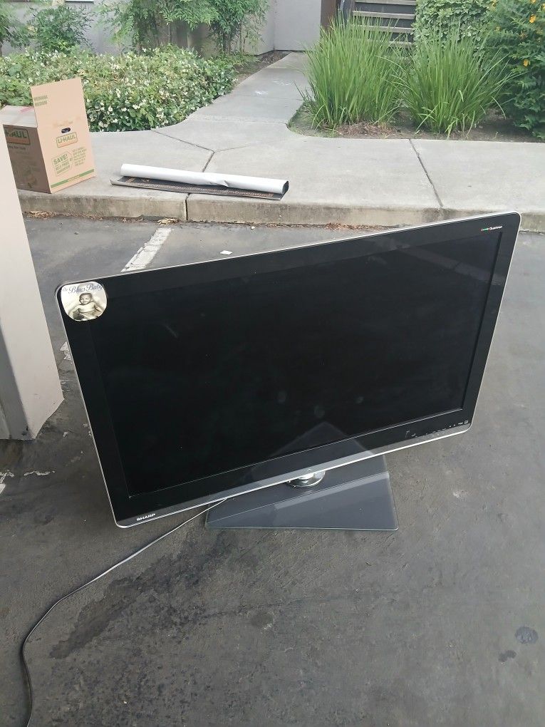 60 Inch Quattron