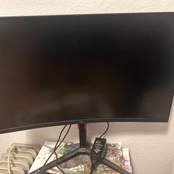 Yeyian Curved Gaming Monitor!
