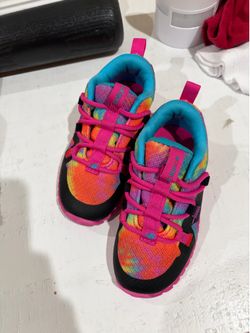 New balance playgruv size 8c