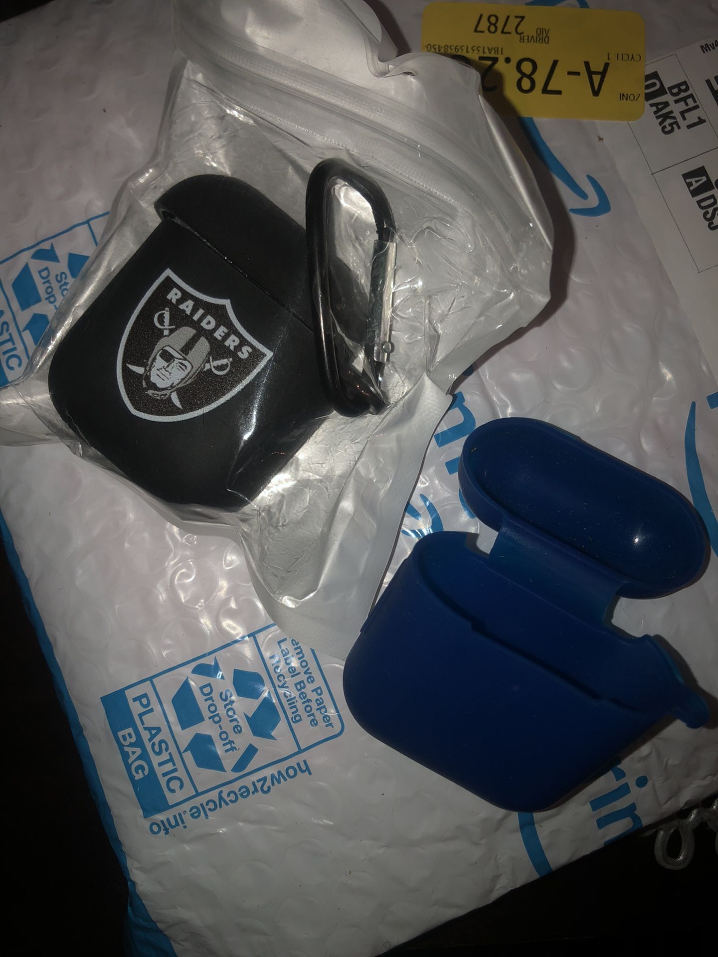 Air Pod Cases 1 LA RAIDERS BRAND NEW! Other Just A Base Blue Gel Case $10 Bucks Firm