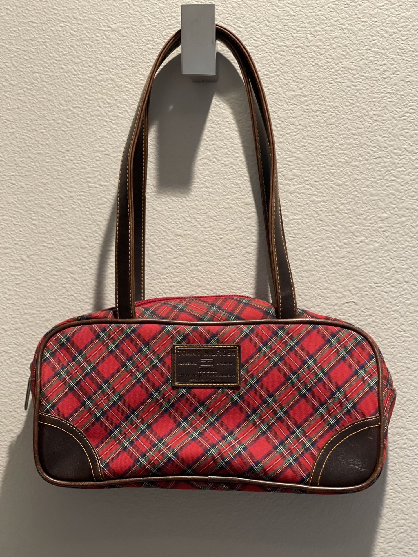 Tommy Hilfiger Shoulder Bag