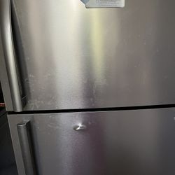 Stove/refrigerator
