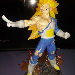 Vegeta Statue