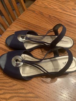 Very Pretty Dark Blue Sandal