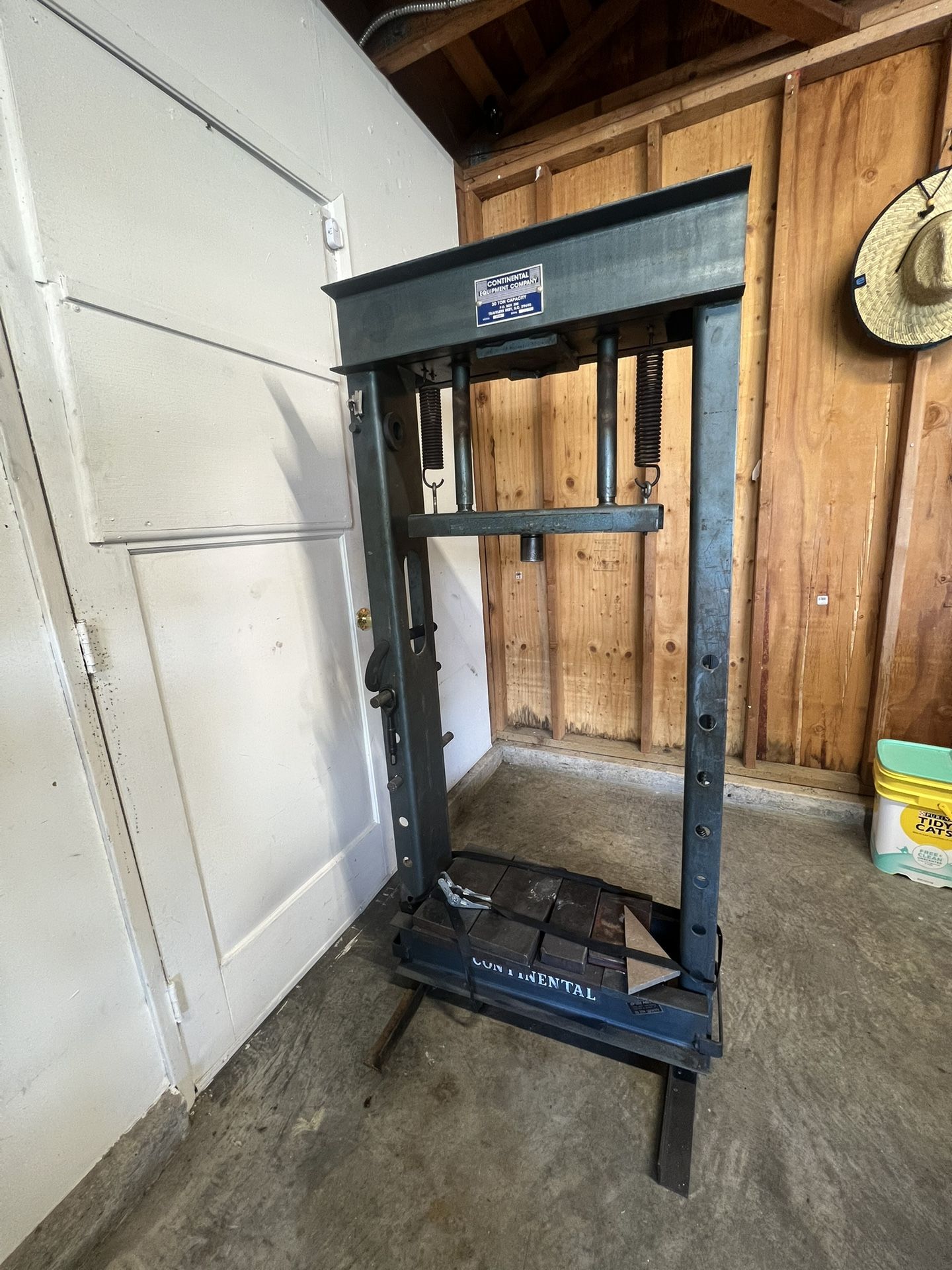 30TON CONTINENTAL Heavy Duty Shop Press