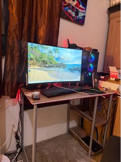 Full Gaming PC desktop and monitor  +setup