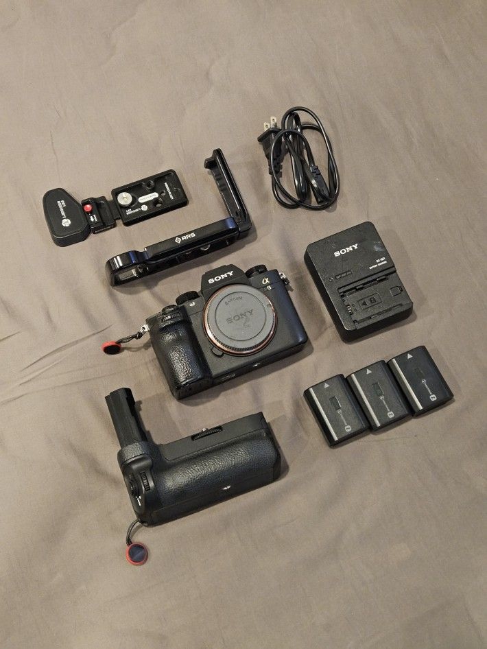 Sony A9 + VG-C3EM / 35mm f/1.8 / 16-35mm f/2.8 GM / 85mm f/1.4 GM